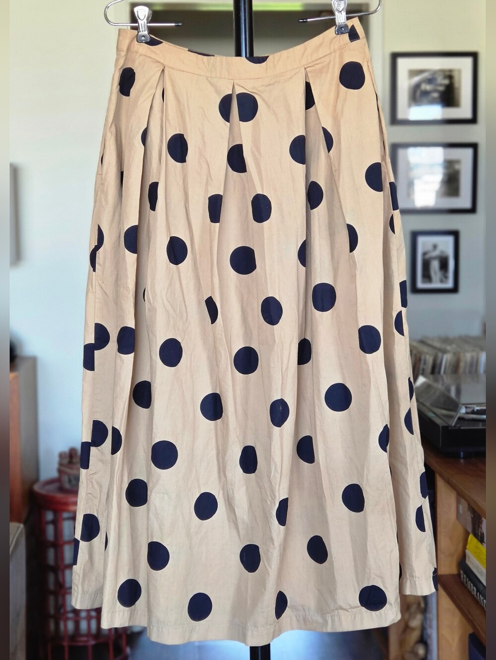 Who What Wear Beige Maxi Skirt with Black Polka Dots - Picture 3 of 5
